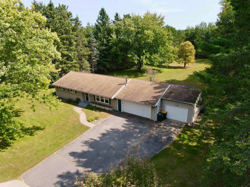 6313 Hunt St, Weston, WI, 54476-4420 | Card Image