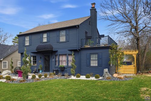 3640 Sw York Way, Topeka, KS, 66604-2512 | Card Image