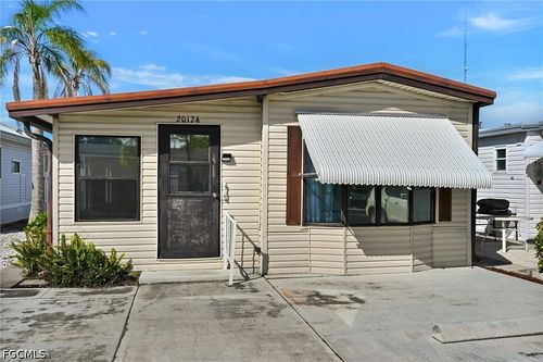 20124 Plum Tree Ln, ESTERO, FL, 33928-4016 | Card Image