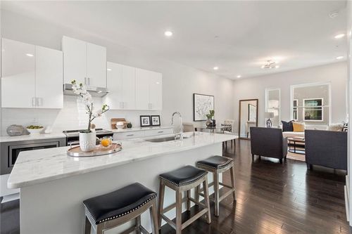 apt-3-456 Parkway Dr Ne, Atlanta, GA, 30308-3169 | Card Image