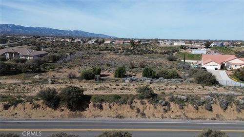 8248 Baldy Mesa Rd, Phelan, CA, 92371-6289 | Card Image