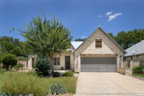 410 Knoll Spgs, Boerne, TX, 78006-9203 | Card Image