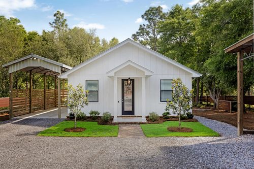 1650 Caswell Rd, DeFuniak Springs, FL, 32433-7166 | Card Image