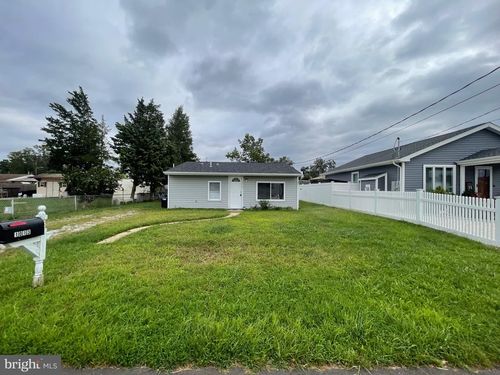 1013 Anchor Way, Forked River, NJ, 08731-4714 | Card Image