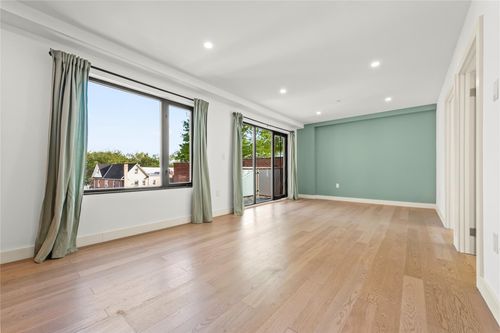 apt-3c-62 Woodhaven Blvd, Rego Park, NY, 11374-3348 | Card Image