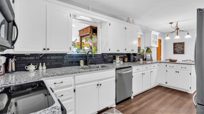 6063 Wilson St, House other with 4 bedrooms, 3 bathrooms and null parking in Durant OK | Image 12