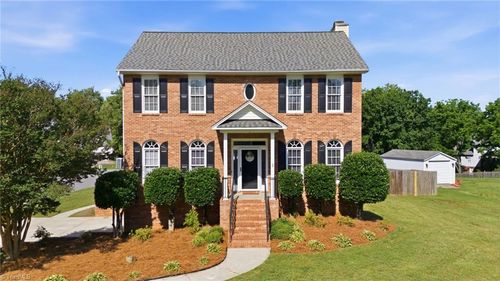 3718 Squirewood Dr, Clemmons, NC, 27012-8550 | Card Image