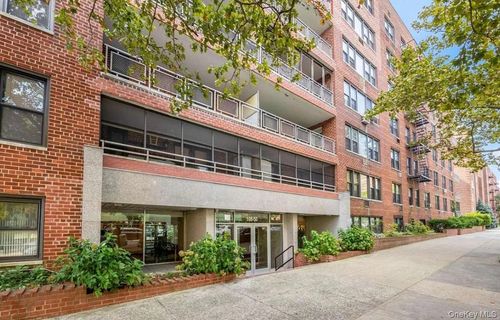 4r-108-50 62nd Dr, Forest Hills, NY, 11375-1210 | Card Image