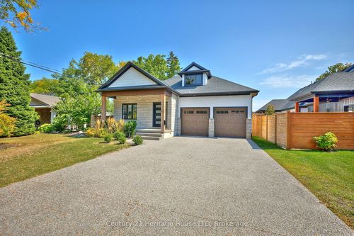 42 Aquadale Dr, Saint Catharines, ON, L2N3S1 | Card Image