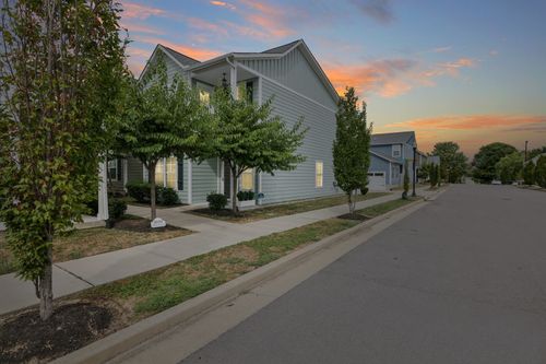 2201 Village Park Ct, Old Hickory, TN, 37138-0600 | Card Image