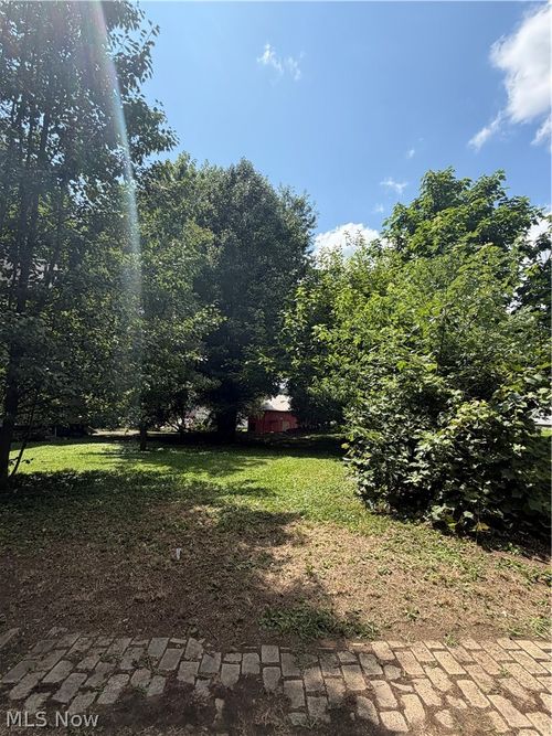327 S 3rd Street, Coshocton, OH, 43812 | Card Image