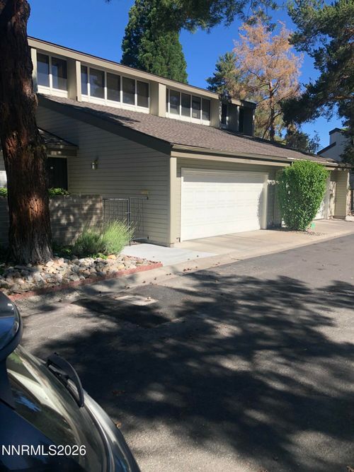 3930 Greenbriar Ct, Reno, NV, 89509-5428 | Card Image