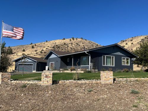 17047 Highway 395, Lakeview, OR, 97630-9202 | Card Image