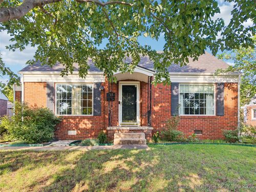 717 Pittsburg Ave, Tulsa, OK, 74112-3947 | Card Image