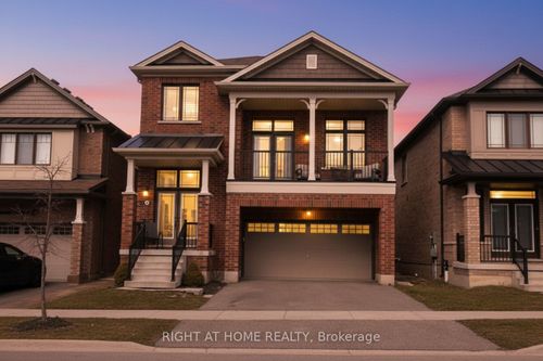 38 Scarletwood St, Stoney Creek, ON, L8J0K8 | Card Image