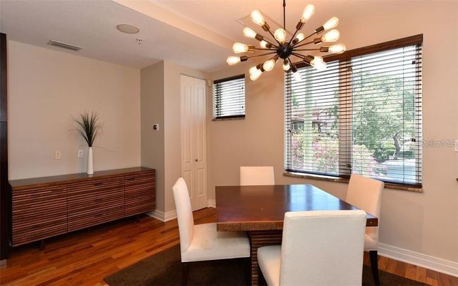 Dining | Image 6