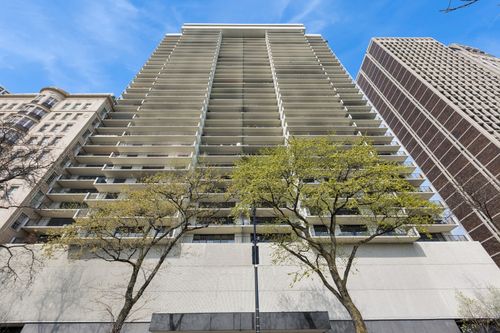 apt-16bs-1212 N Lake Shore Dr, Chicago, IL, 60610-6671 | Card Image