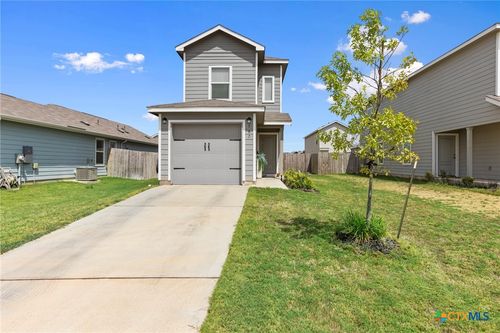 587 Commander Abbott Dr, Jarrell, TX, 76537-2269 | Card Image