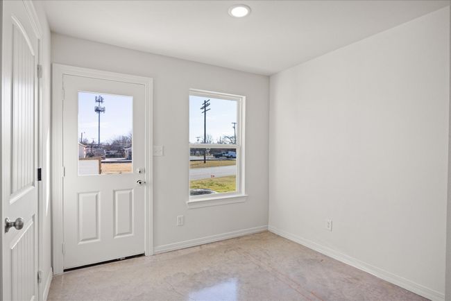 645 N Mccart St, Condo with 16 bedrooms, 16 bathrooms and 16 parking in Stephenville TX | Image 15