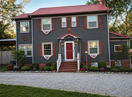 205 N College St, Red Springs, NC, 28377-1442 | Card Image