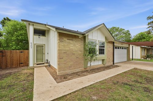6307 Tara Dr, Austin, TX, 78744-7132 | Card Image