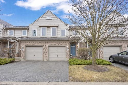 26 Roehampton Cres, Guelph, ON, N1L1M8 | Card Image