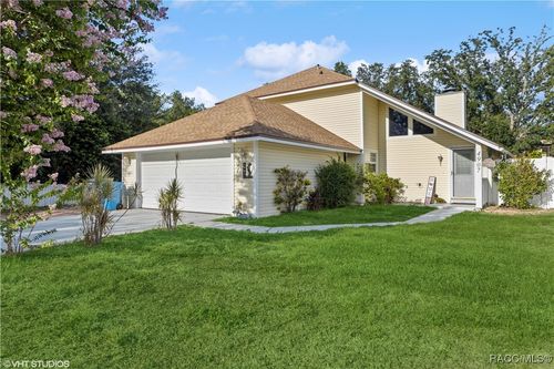 4907 Country Aire Ln, TAMPA, FL, 33624-2009 | Card Image