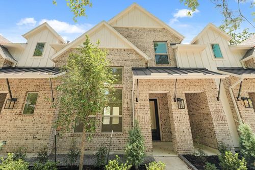 413 Meadows Peak Ln, Montgomery, TX, 77316-3377 | Card Image