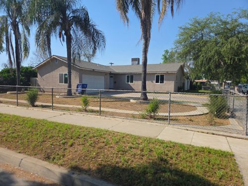 1732 S Sierra Vista Ave, Fresno, CA, 93702-4621 | Card Image