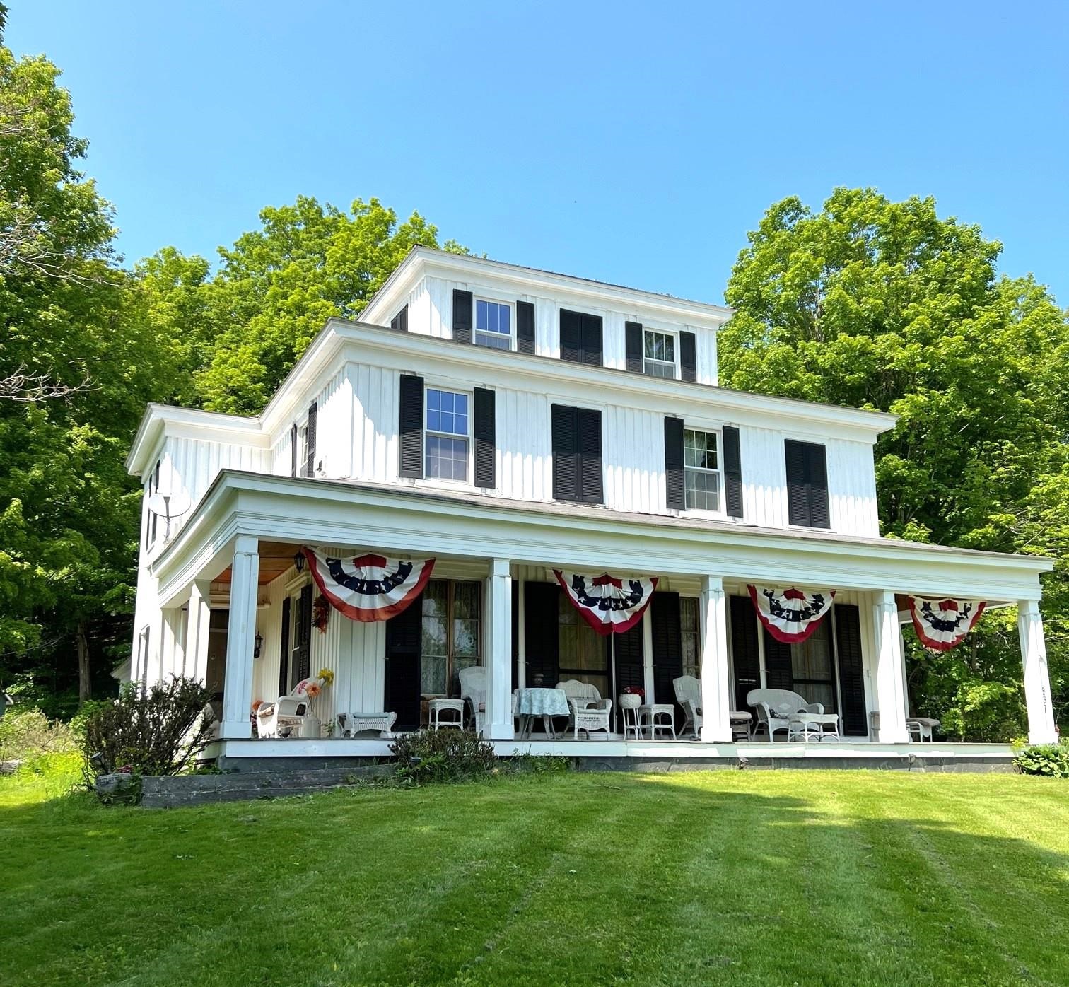 Furnace Rd, Pittsford, VT 05763