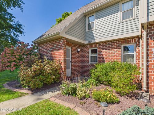 1801 Lincoln Dr, Williamsport, PA, 17701-2892 | Card Image