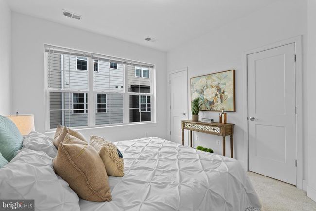 7374 Blade Dr, Townhouse with 3 bedrooms, 4 bathrooms and null parking in FALLS CHURCH VA | Image 18