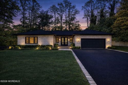 212 Willow Dr, Little Silver, NJ, 07739-1572 | Card Image