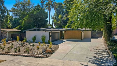 4941 Rigoletto St, Woodland Hills, CA, 91364-2816 | Card Image