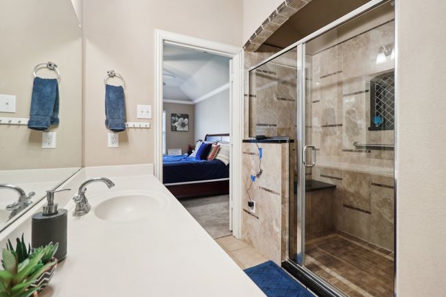 14709 Crystal Lake Dr, House other with 3 bedrooms, 2 bathrooms and null parking in Little Elm TX | Image 21
