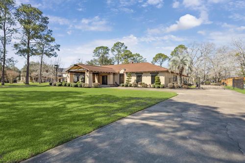 1004 Tall Pines Dr, Friendswood, TX, 77546-4436 | Card Image