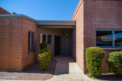 4322 E Allison Rd, Tucson, AZ, 85712-1146 | Card Image