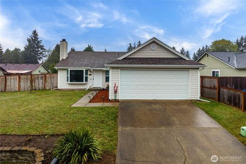 3414 Ne Westchester St, Bremerton, WA, 98311-8421 | Card Image
