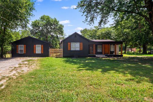 5533 N Utica Ave, Tulsa, OK, 74130-1724 | Card Image