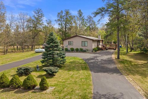 372 13th Dr, Nekoosa, WI, 54457-8067 | Card Image
