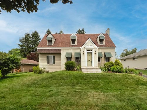 881 Ridge Rd, Ambridge, PA, 15003-1572 | Card Image