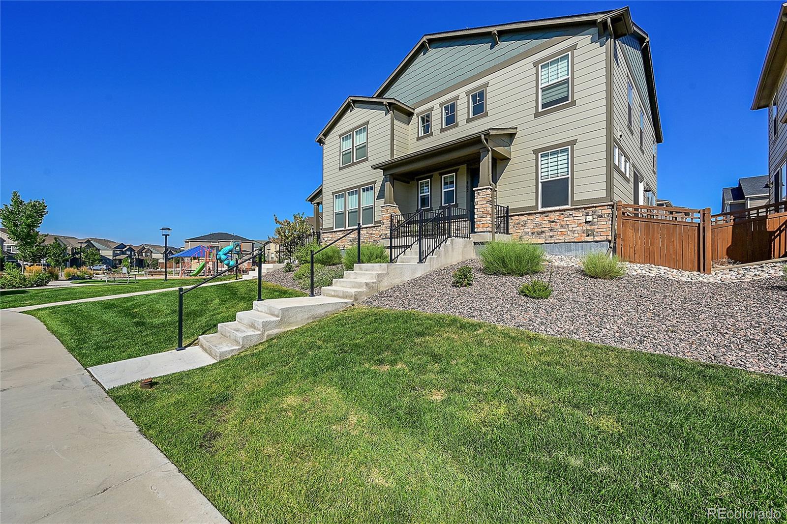 Brailsford Ct, Castle Pines, CO 80108