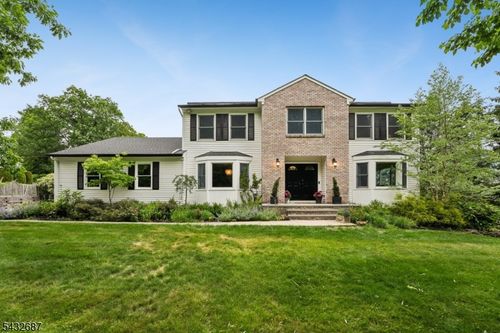 61 Howell Dr, West Orange, NJ, 07052-2265 | Card Image