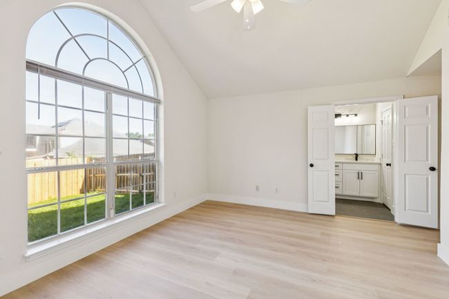 235 S Briery Rd, House other with 3 bedrooms, 2 bathrooms and null parking in Irving TX | Image 23