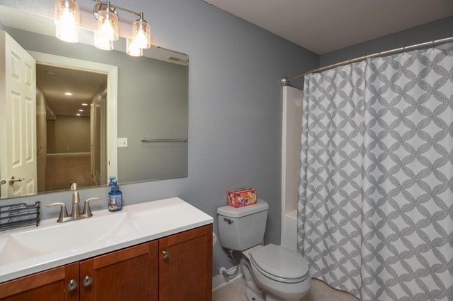 29-web-or-mls-29-Bathroom.jpg | Image 29