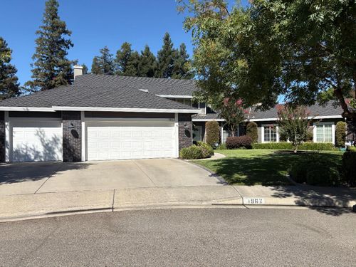 1962 Redhawk Circle, Turlock, CA, 95382 | Card Image