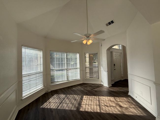 1093 Keeson Trl, House other with 4 bedrooms, 3 bathrooms and null parking in Lewisville TX | Image 10