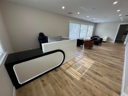 483 Route 28, West Yarmouth, MA, 02673-4842 | Card Image