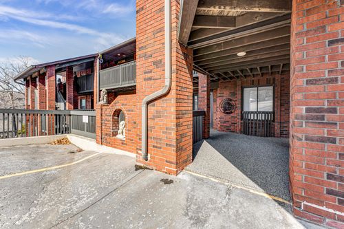 bldg-10-253-150 Sunken Forest Dr, Forsyth, MO, 65653-8175 | Card Image