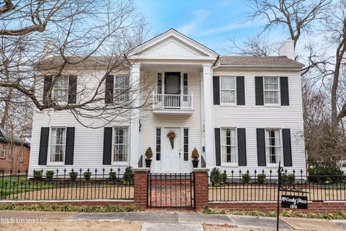 340 E College Ave, Holly Springs, MS, 38635-3120 | Card Image